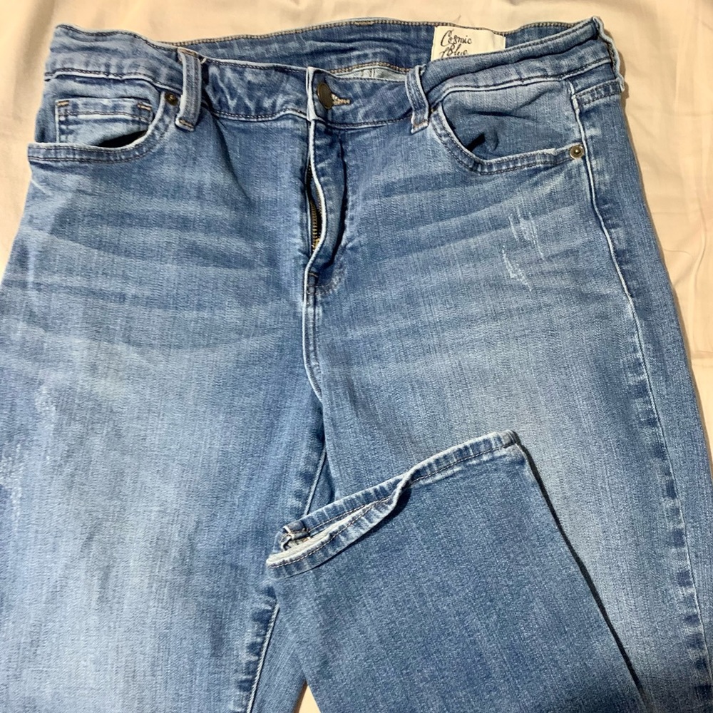 Women’s Jeans.